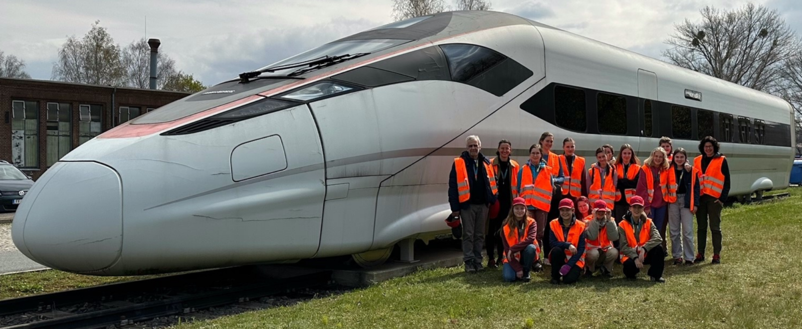 Werksbesichtigung bei Alstom in Berlin Hennigsdorf Wir stärken Mädchen